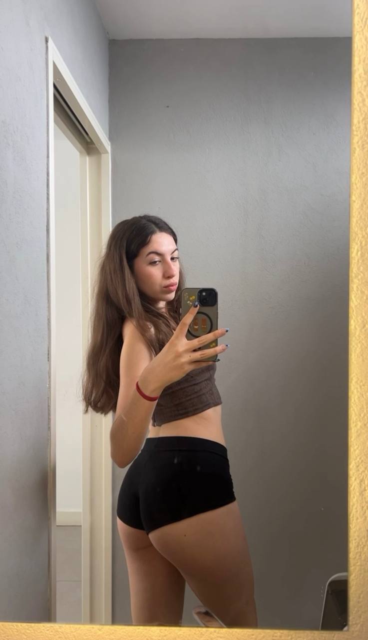 Amber in her underwear in Naples