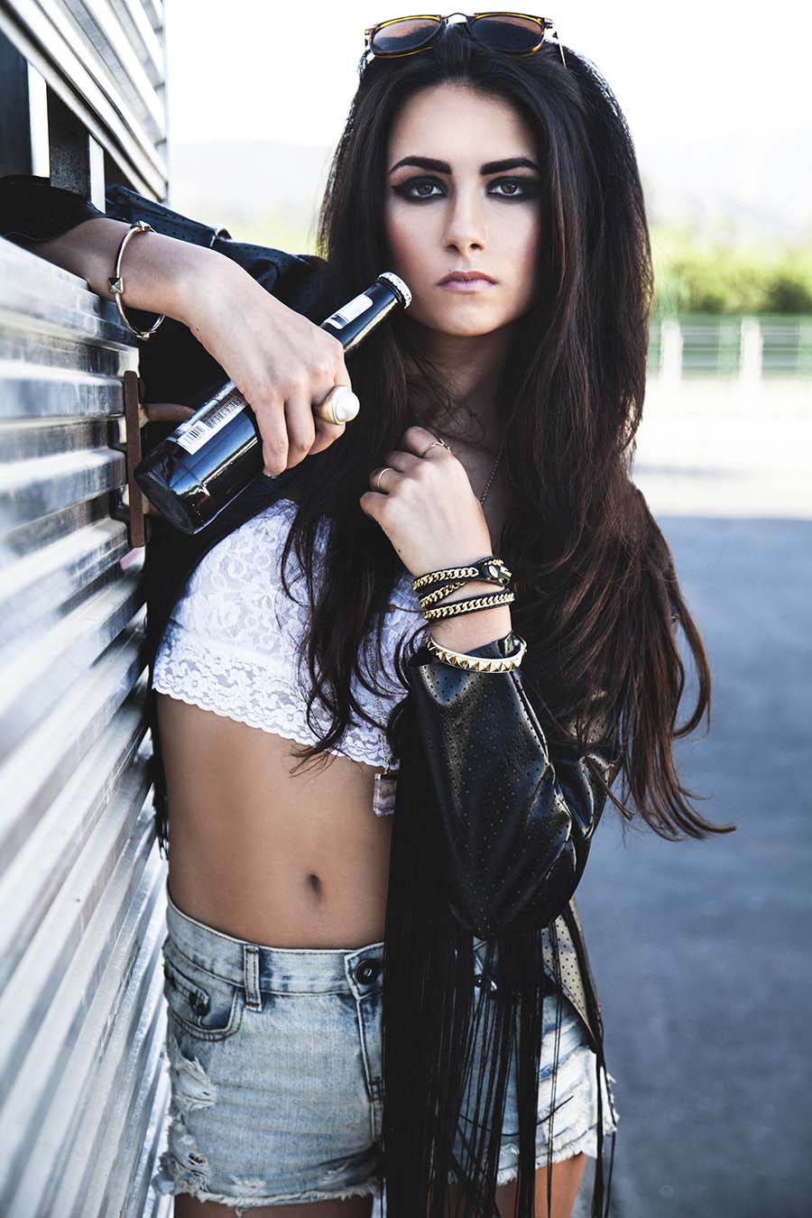 Sassy girls’s look of the day — catch her live in Naples