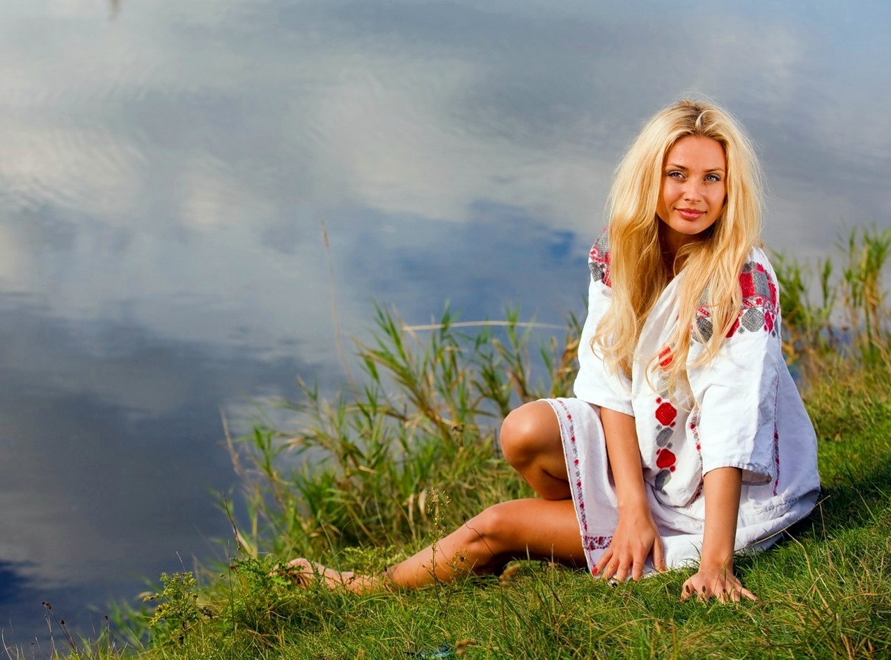 Sexy girl Slavic girls in Naples