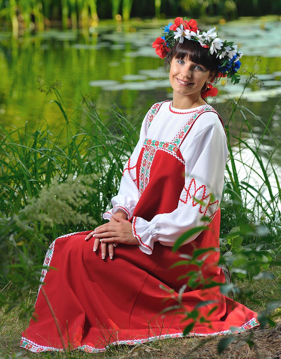 Beautiful girl Girls in Slavic costumes in Naples